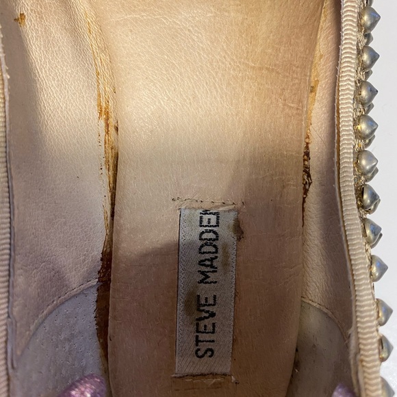 Steve Madden Gold Spike Flats - Picture 6 of 7